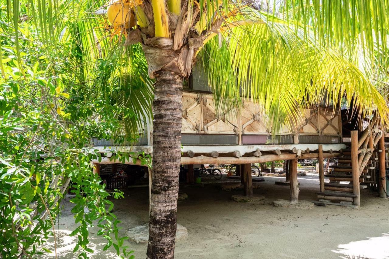 Cabanas Ida Y Vuelta Isla Holbox Exterior foto