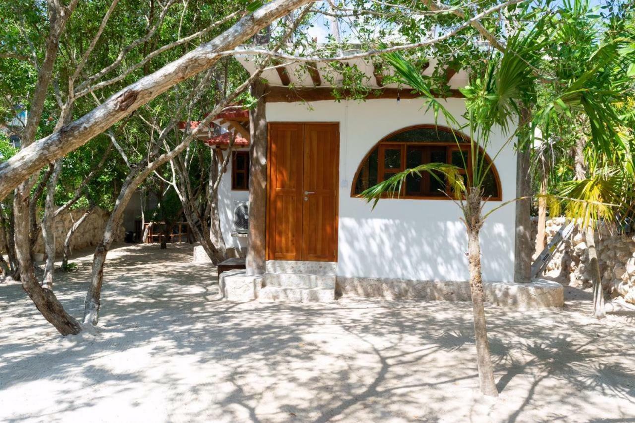Cabanas Ida Y Vuelta Isla Holbox Exterior foto