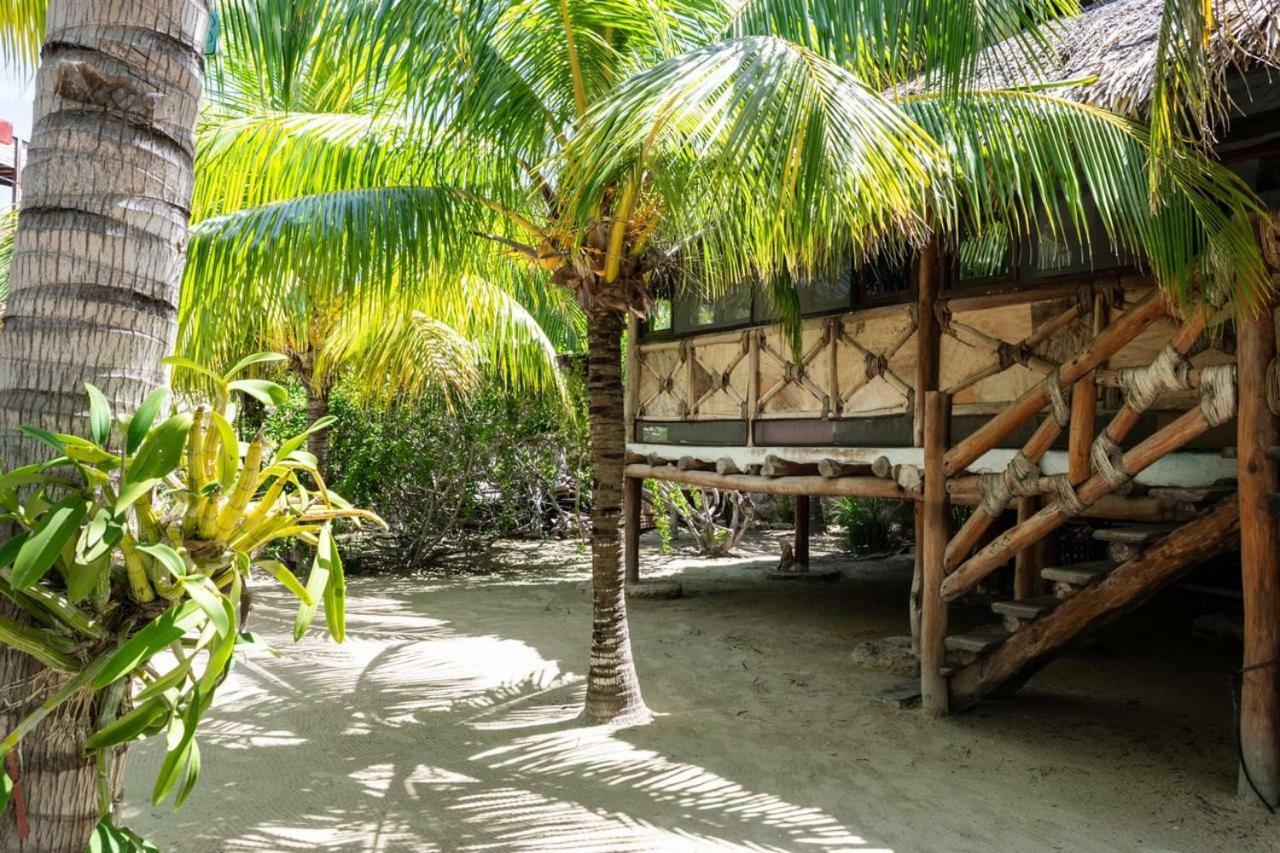Cabanas Ida Y Vuelta Isla Holbox Exterior foto